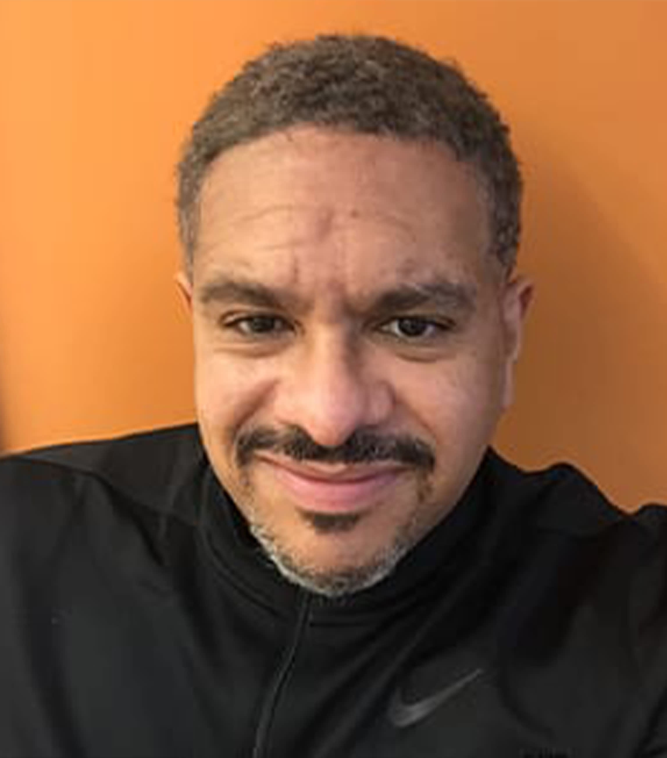 Dr Maloney, Periodontist, Accolade Dental Centre